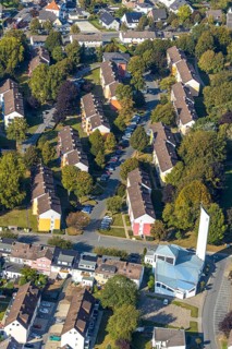 Aerial view, Kopernikusweg terraced housing estate, Leibnizstraße, Catholic Church St. Pius,