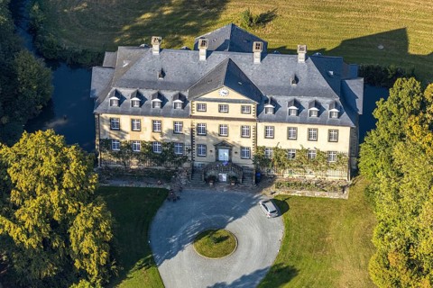 Aerial view, Schloss Herringhausen, Herringhausen, Lippstadt, Kreis Soest, North Rhine-Westphalia,