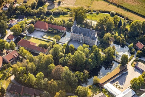 Aerial view, Gymnasium Schloss Overhagen, Overhagen, Lippstadt, Kreis Soest, North