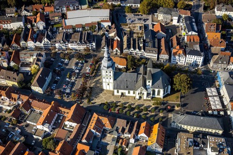 Aerial view, Old Town, evang. Große Marienkirche, Rathausstraße, Rathaus, Rathausplatz, Lippstadt,
