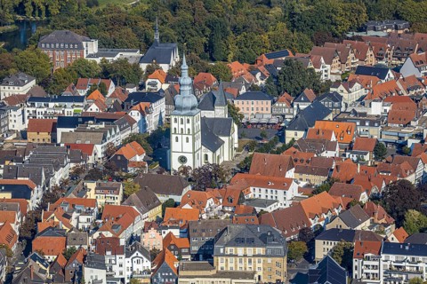 Aerial view, Old Town, evang. Große Marienkirche, Rathausstraße, Rathaus, Lippstadt, Kreis Soest,