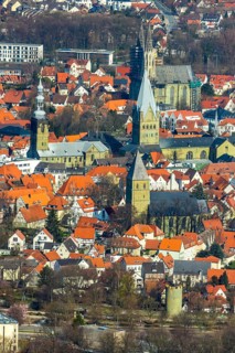 Aerial view, city centre view, old town, protestant church Sankt Maria zur Wiese, St. Petri Alde
