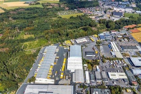 Aerial view, Meisenweg industrial estate, DHL Freight GmbH, Menden, Sauerland, Märkischer Kreis,
