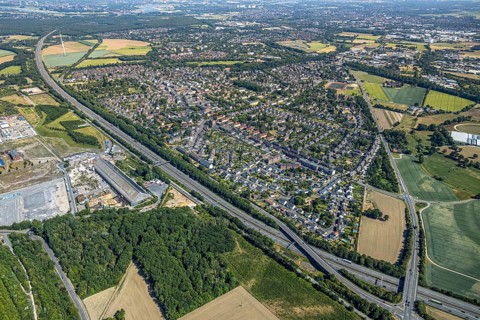 Aerial view, motorway A42, overview Repelen Rheinkamp, Mörs, Ruhr area, North Rhine-Westphalia,