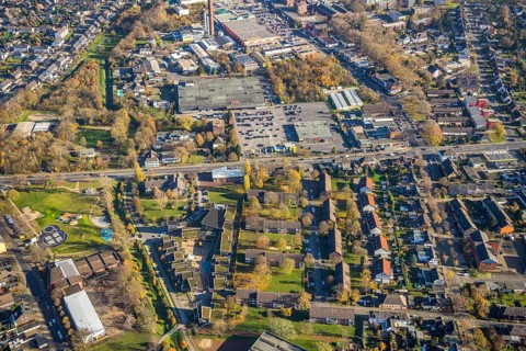 Aerial view, Christus Gemeinde Mörs, AWO Jugendzentrum Kaktus, Justus-von-Liebig-Hauptschule, real