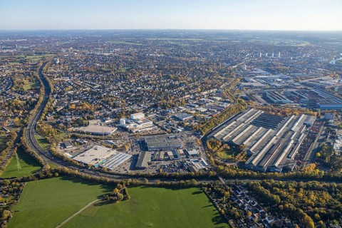 Aerial view, industrial area Dümpten, Mannesmannallee, motorway A40, Dümpten - West, Mülheim an der