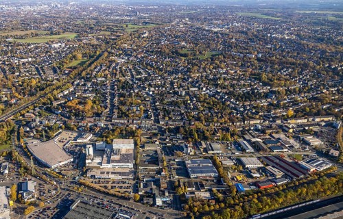 Aerial view, industrial area Dümpten, Mannesmannallee, motorway A40, Dümpten - West, Mülheim an der