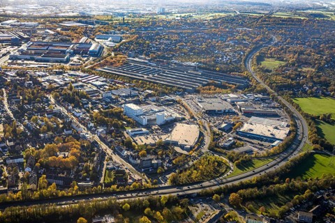 Aerial view, industrial area Dümpten, Mannesmannallee, motorway A40, Dümpten - West, Mülheim an der