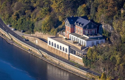 Aerial view, residential building, former youth hostel at Kahlenberg, river Ruhr, Mendener Straße,