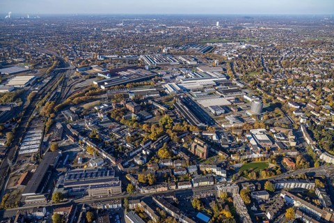 Aerial view, cath. Church Sankt Engelbert, Sankt Engelbertus-Stift, Siemens factory premises,