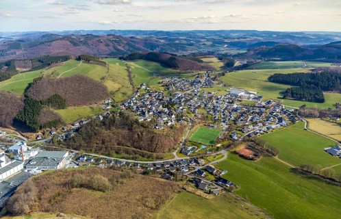 Aerial view, local view Grevenstein, brewery C.& A. VELTINS GmbH & Co. KG, Grevenstein, Meschede,