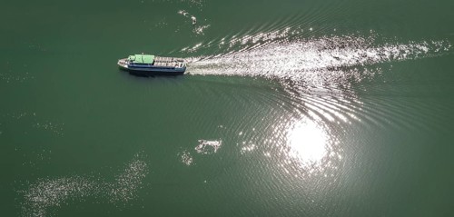 Aerial view, Hennetalsperre, Hennesee, excursion boat, Meschede, Sauerland, North Rhine-Westphalia,