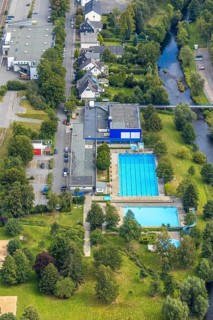 Aerial view, indoor and outdoor pool Meschede, Meschede, Sauerland, Hochsauerlandkreis, North