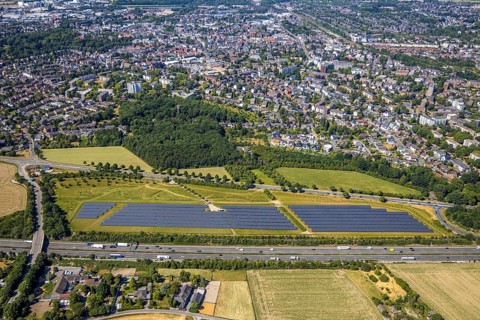 Aerial photo, motorway A40, solar plant, Vinn, Mörs, Ruhr area, North Rhine-Westphalia, Germany,