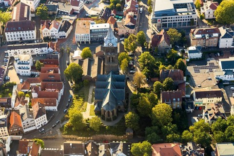 Aerial view, Ev.-Luth. St.-Marien-Kirche, old town, city centre, Minden, Ostwestfalen-Lippe, OWL,