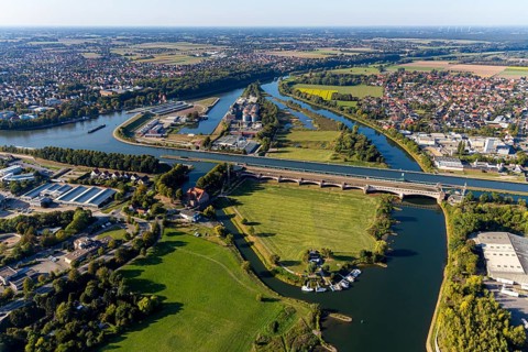 Aerial view, waterway junction Minden, river Weser, Mittellandkanal, Nordstadt, Minden,