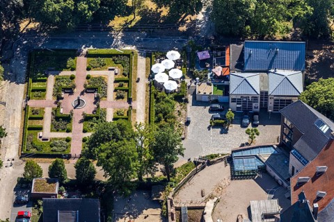 Aerial view, rose garden at Mörs Castle, Casa Leonardo, Mörs, Ruhr area, North Rhine-Westphalia,