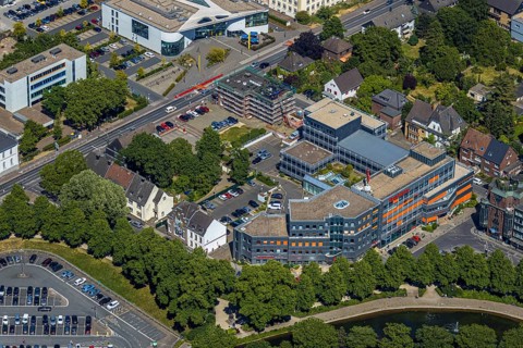 Aerial view, Sparkasse Ostring, scaffolding building Wilhelm-Schroeder-Straße 1, Mörs, Ruhr area,
