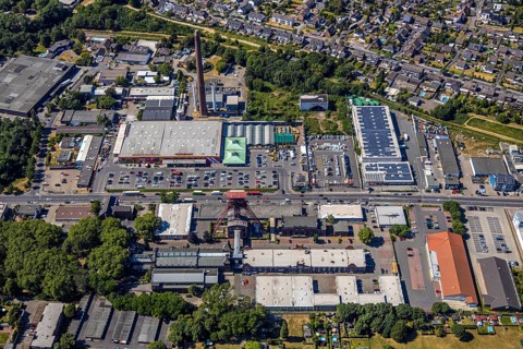 Aerial view, Former Rheinpreußen colliery, Franz-Haniel-Straße industrial estate, Hornbach DIY
