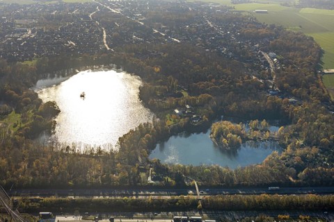 Aerial view, recreation area Schwafheim, mountain lake, Schwafheimer See, Moers-Schwafheim, Mörs,
