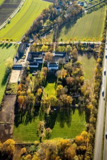 Aerial view, Lauersfort Castle, Kapellen-Holderberg, Mörs, Ruhr area, North Rhine-Westphalia,