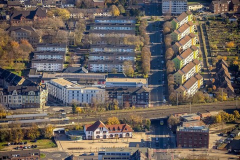 Aerial view, Mörs railway station, Homberger Straße, Homberger Straße housing estate,