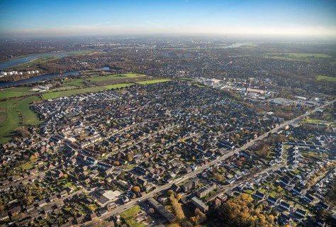 Aerial view, Colony Meerbeck and local view Rheinkamp-Meerbeck, river Rhine, Mörs, Ruhr area, North
