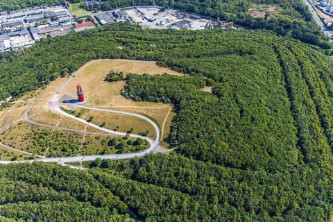 Aerial photograph, Rheinpreussen spoil tip, Das Geleucht, pit lamp, art object by Otto Piene on the