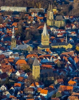 Aerial view, city centre view, old town, protestant church Sankt Maria zur Wiese, St. Petri Alde