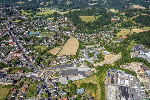 Aerial view, local view Niedersprockhövel, bypass road L70n between main road and Wuppertaler