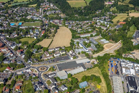 Aerial view, local view Niedersprockhövel, bypass road L70n between main road and Wuppertaler