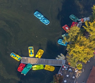 Aerial view, Alberssee, boat landing stage, pedal boats, Rebbeke, Lippstadt, Soest district, North