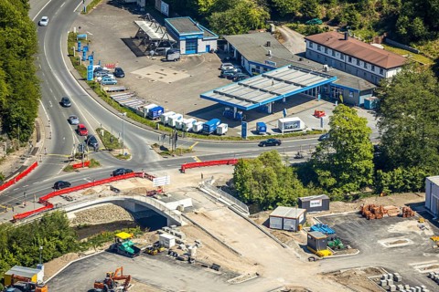 Aerial view, Aral petrol station, intersection of B54 and B229, construction site entrance to local