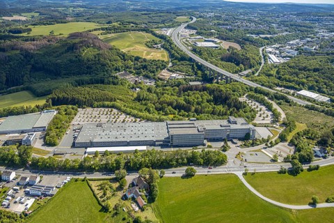 Aerial view, Leopold Kostal GmbH & Co. KG, An der Bellmerei, motorway A45, Lüdenscheid, Märkischer