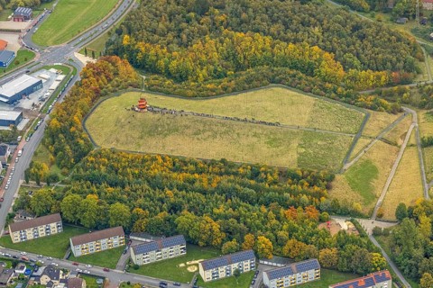 Aerial photo, thousands of spectators watched with great interest as the Gersteinwerk chimney was