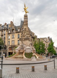 Impression around Place Drouet d'Erlon in Reims, the most populous city in the French department of