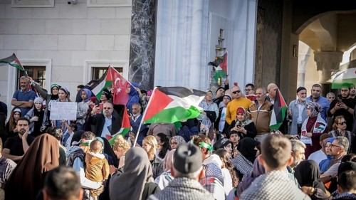 Gaziantep, Türkiye – October 11, 2025: Thousands of Turkish citizens take part in a large