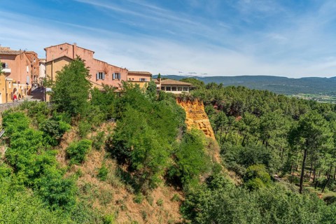 Impression of Roussillon, a commune in the Vaucluse department of the Provence region in southern