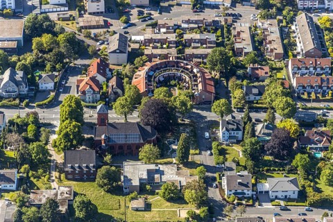 Aerial view, round building, residential building Eppenhauser Straße 160, DreifaltigkeitsKirche,