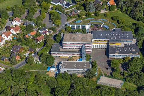 Aerial photo, comprehensive school Eilpe Hagen, Hagen, Ruhr area, North Rhine-Westphalia, Germany,