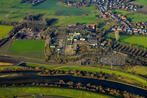 Aerial view of the former Auguste Victoria Shaft 8 mine in Lippramsdorfer Straße with the River