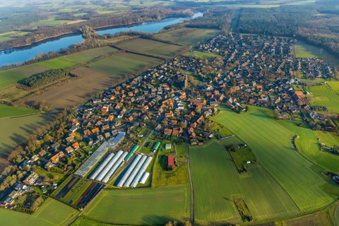 HULLERN 16.12.2020 Village view on the edge of agricultural fields and land in Hullern in the state