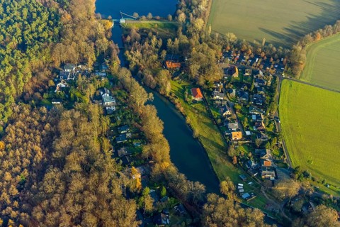 SIEDLUNG OVERRATH 16.12.2020 Village centre on the banks of the Stever - river course in Siedlung