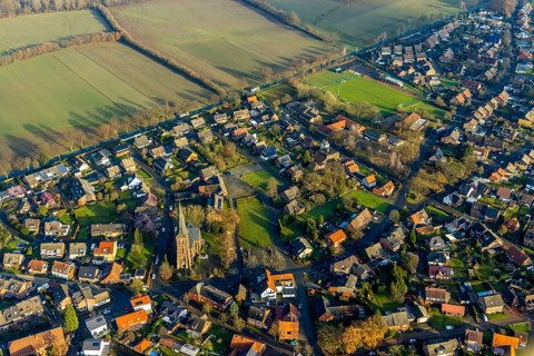 HULLERN 16.12.2020 Outskirts and suburban residential areas in Hullern in the state of North