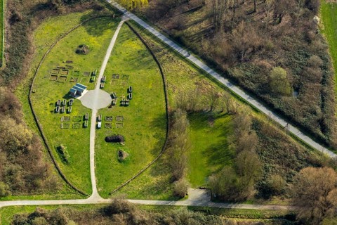 Aerial view, housing estate between Nordenstiftsweg / Ruppiner Straße, urban garden Kornmersch,