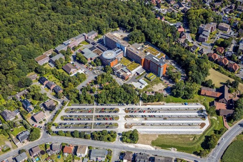 Aerial photo, Barbara-Klinik, new car parks, helipad, Heessen, Hamm, Ruhr area, North