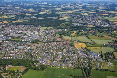 Aerial view, view over Hamm-Süden, residential area at Hellweg, railway line to Soest, Hamm, Ruhr