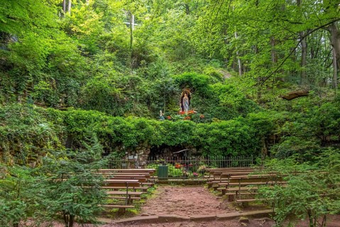 Grotto named Mariengrotte or Lourdesgrotte near Sankt Martin, a municipality in Suedliche