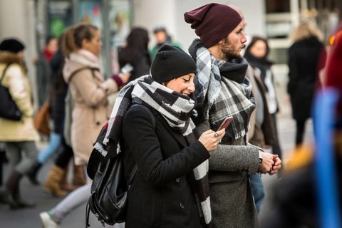 DEU Germany Germany Berlin Smartphone users in public