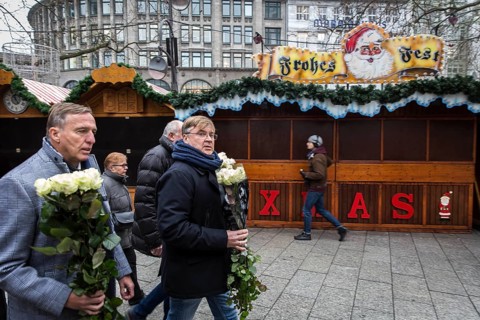 DEU Germany Germany Berlin Day after the attack on the Christmas market at the Memorial Church